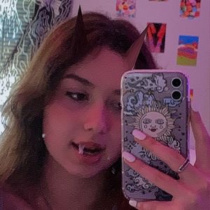 Meet your Posher, Grace